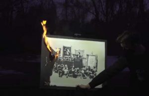В США сожгли картину Бэнкси стоимостью почти 100 тыс. долларов – видео