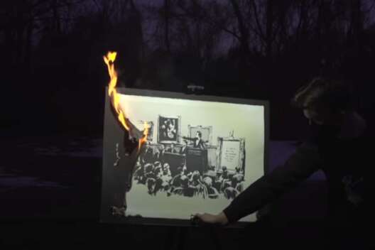 
            В США сожгли картину Бэнкси стоимостью почти 100 тыс. долларов – видео        