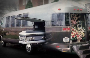 Не просто кемпер! — дом ужасов на колесах