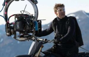 Год тренировок, 2 тысячи попыток: Том Круз исполнил самый безумный трюк за всю историю «Миссия невыполнима»