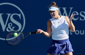 Свитолина на отказе соперницы вышла во второй круг турнира в Чикаго