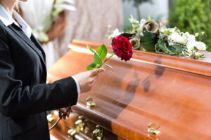 Смерть близкого человека: нюансы организации похорон
