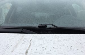 Когда заменять и как продлить срок службы дворников