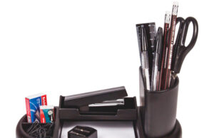 Канцелярские товары: что стоит иметь под рукой в школе, офисе и дома
