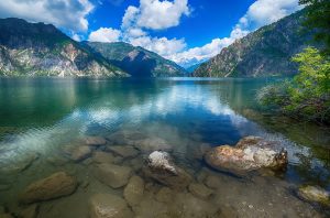 Озеро Сары-Челек: жемчужина Кыргызстана