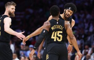 Плей-офф НБА: Кавальерс разгромили Хит, Голден Стэйт одолел Хьюстон