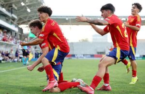 11 голов за матч: Испания U-19 стала первым финалистом Евро-2025